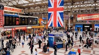 A Walk Through The London Victoria Station London England [upl. by Oisacin]