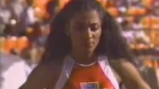 W 200m  Florence GriffithJoyner  2134  Seoul South Korea  1988  World Record [upl. by Oribel439]